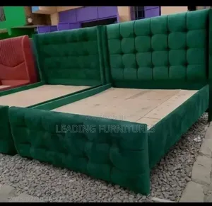 Chester King Bed Green and Color Black 5x6