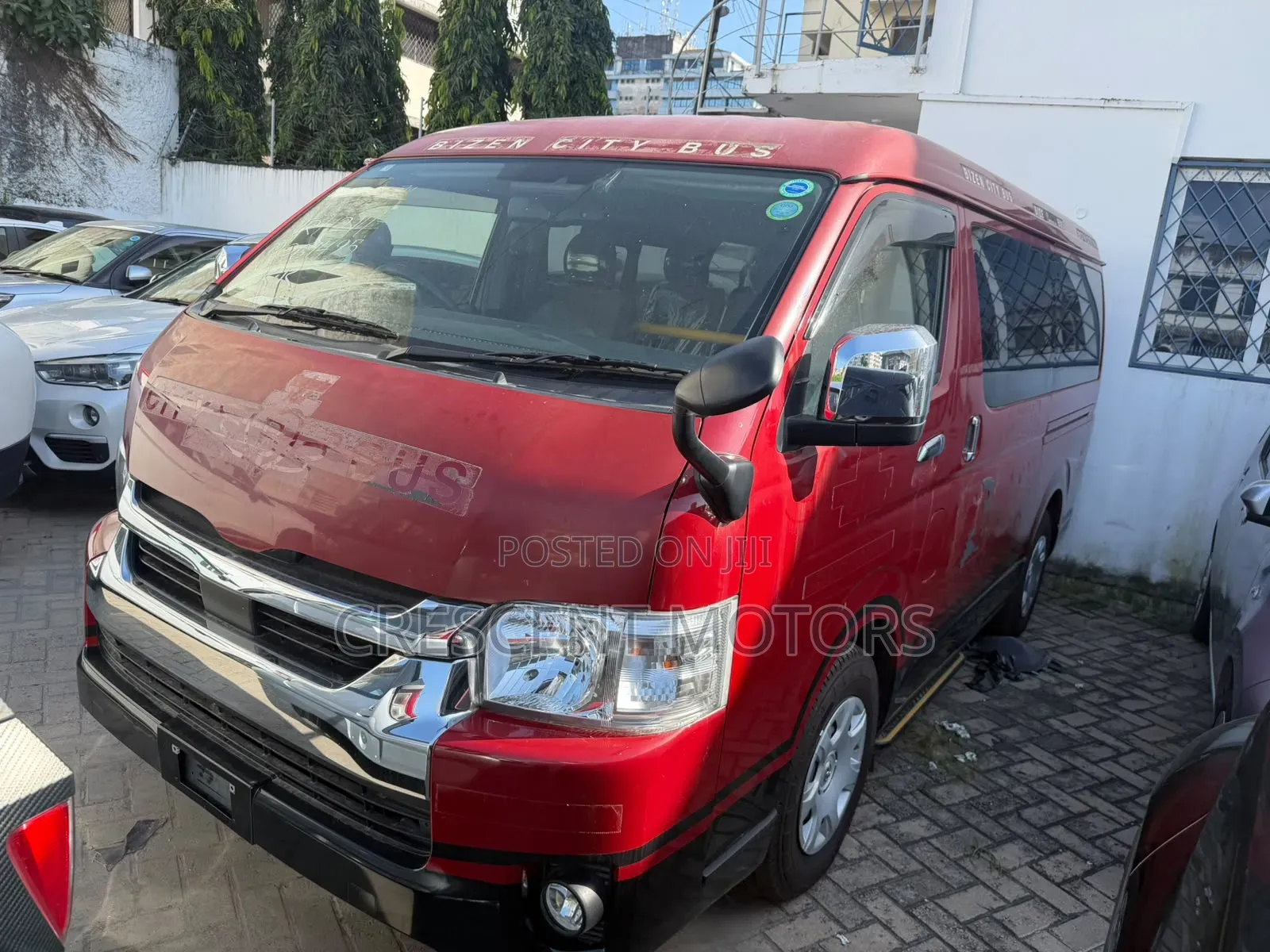 Toyota HiAce 2019 Red