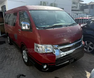 Toyota HiAce 2019 Red