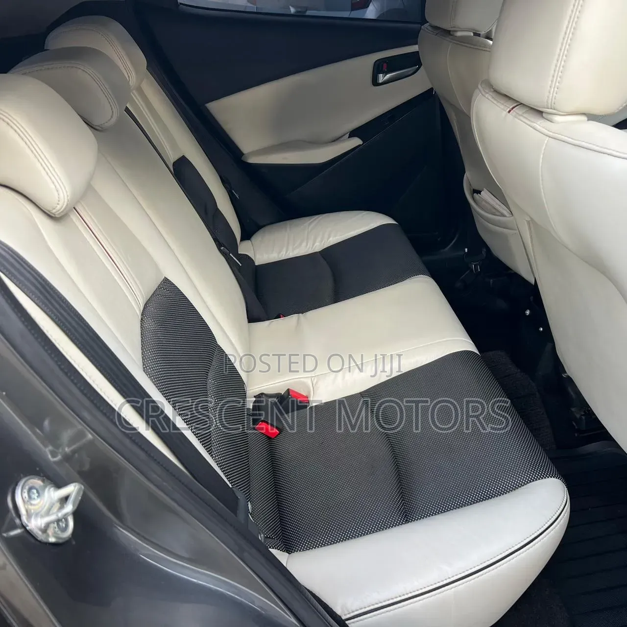 Mazda Demio 2018 Gray