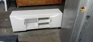 White Stand Tv in Goid Condition