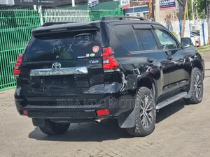Toyota Land Cruiser Prado 2019 Black