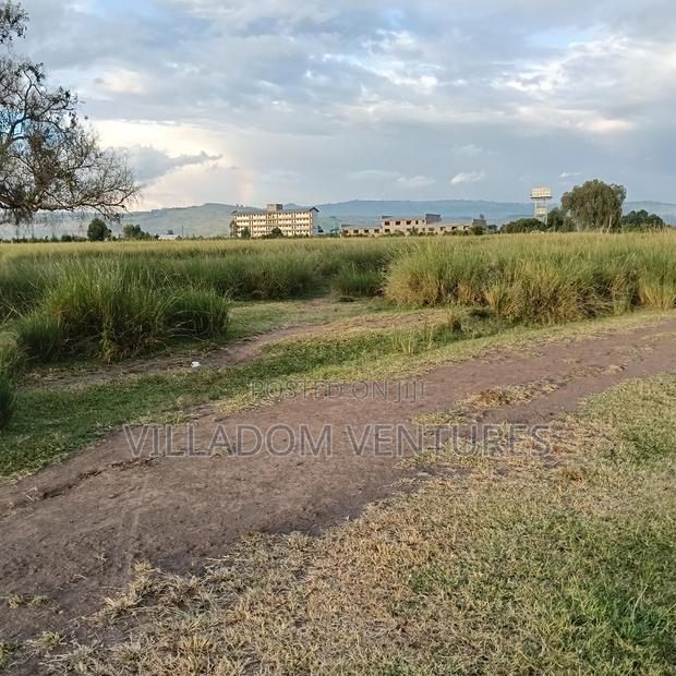 For Sale 1/4 Acre Plot Ideal for Development of a Home - thumbnail 4