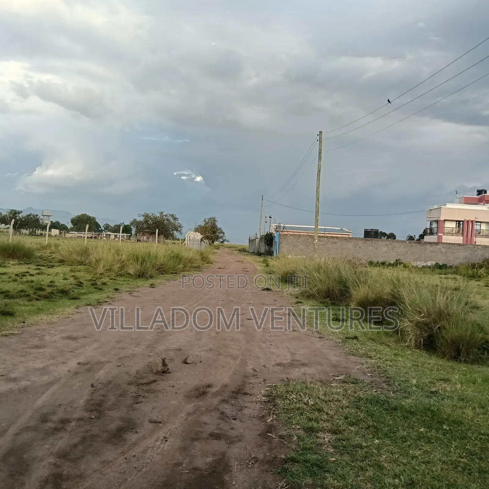 For Sale 1/4 Acre Plot Ideal for Development of a Home