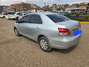 Toyota Belta 2007 Silver