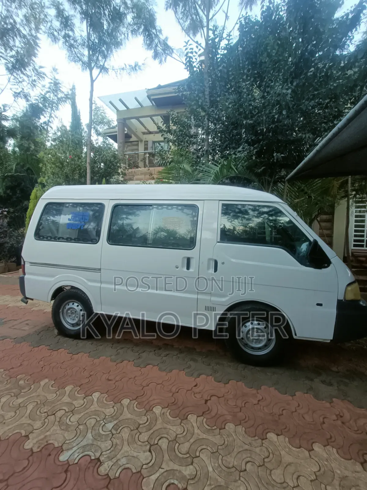 Mazda Bongo 2017 White