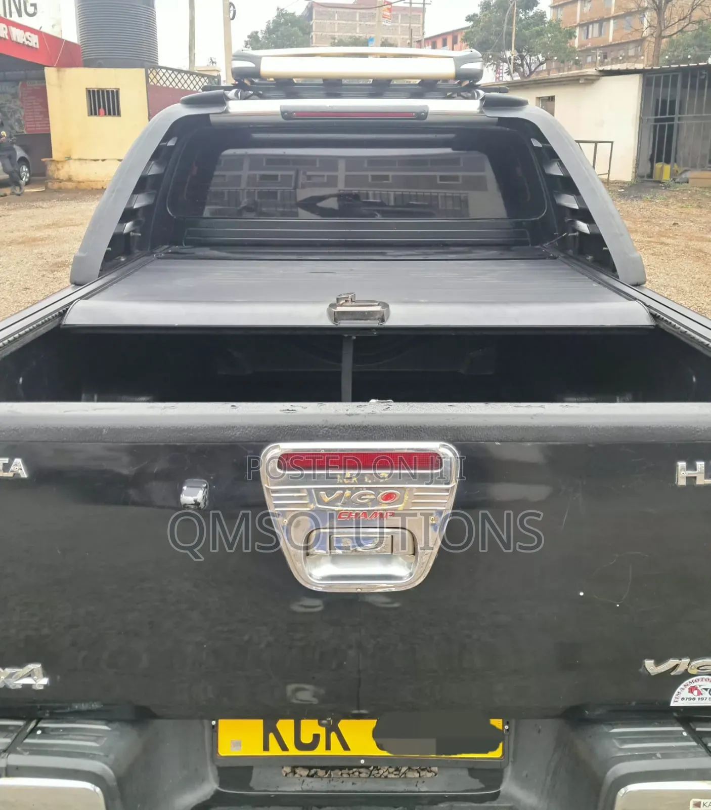 Toyota Hilux 2010 Black