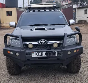 Toyota Hilux 2010 Black