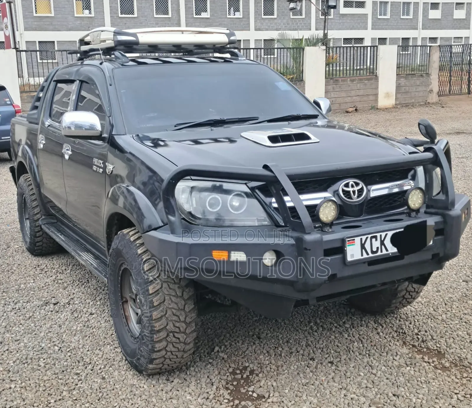 Toyota Hilux 2010 Black
