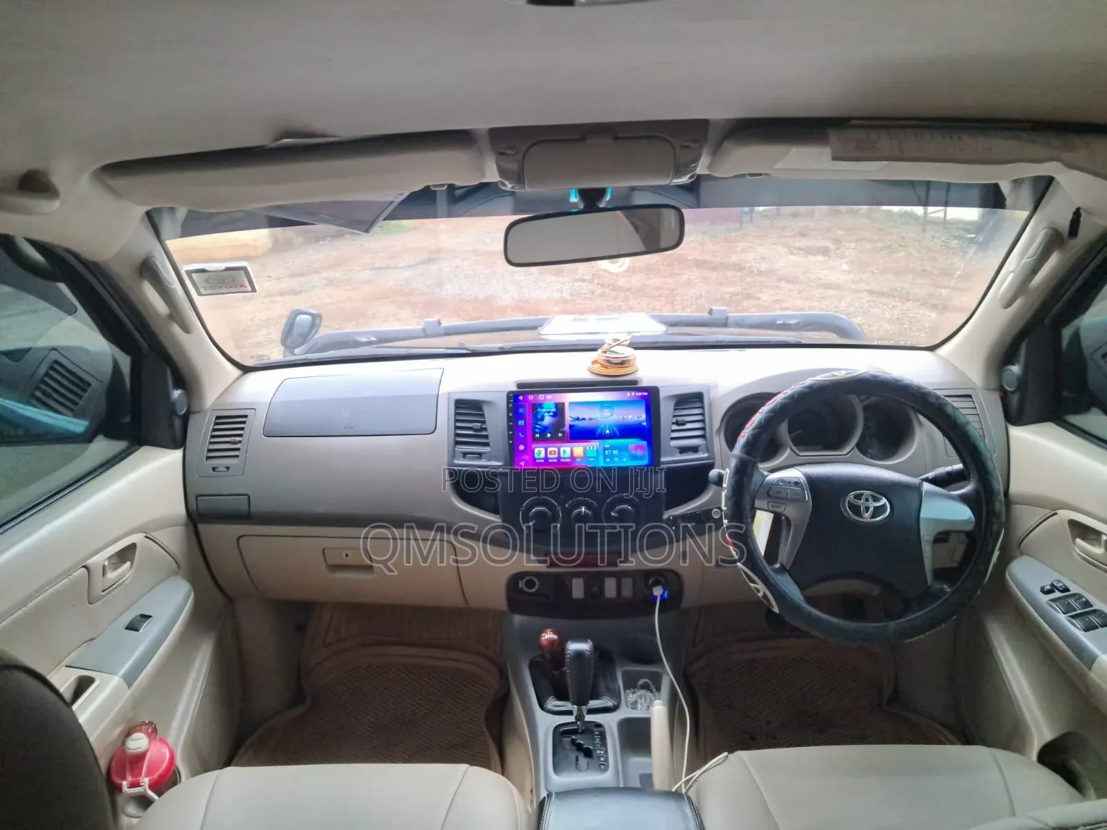 Toyota Hilux 2010 Black