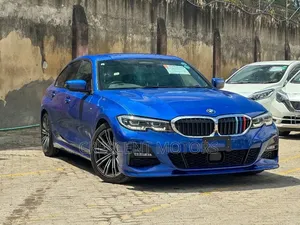 BMW 320i 2019 Blue