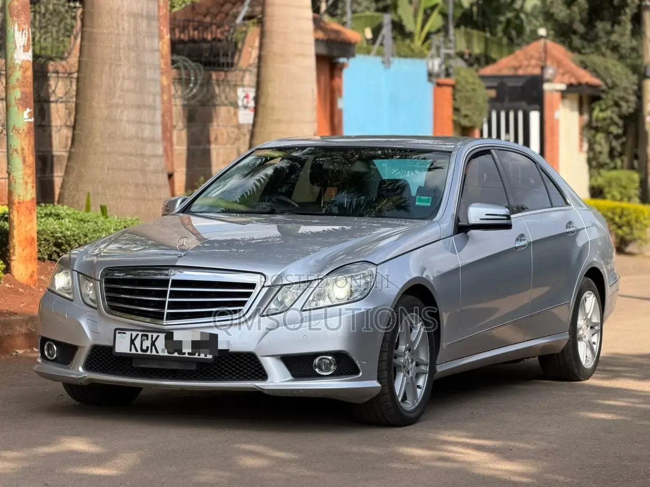 Mercedes-Benz E300 2009 White