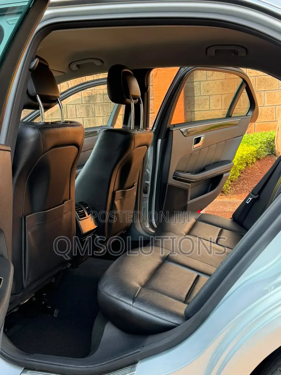 Mercedes-Benz E300 2009 White