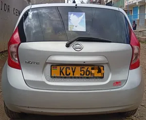 Nissan Note 2012 Silver