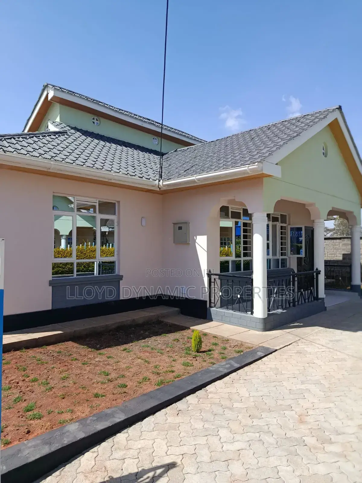 3bdrm Bungalow in Kangundo Central for sale