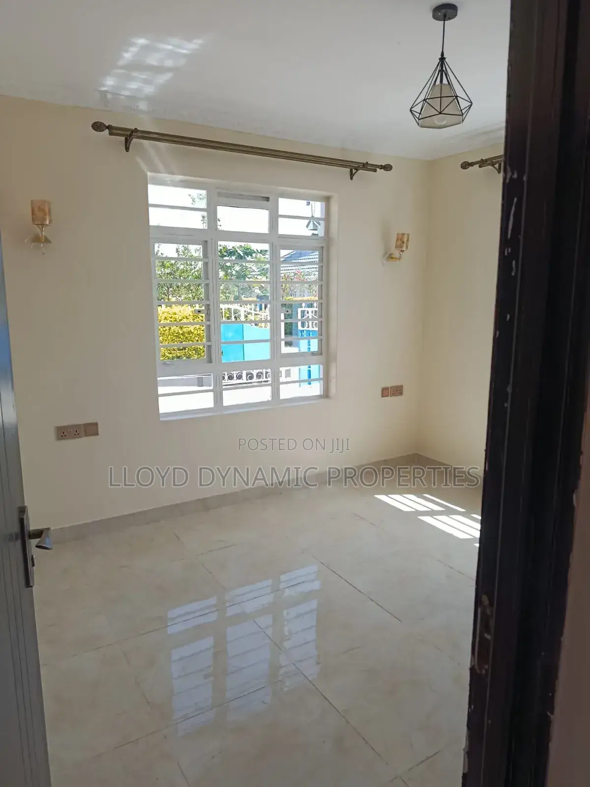 3bdrm Bungalow in Kangundo Central for sale
