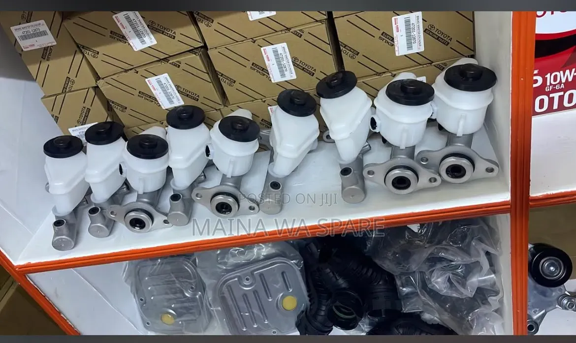 Brake Master Cylinder Ee90,ae100ae101,ae102,ae110