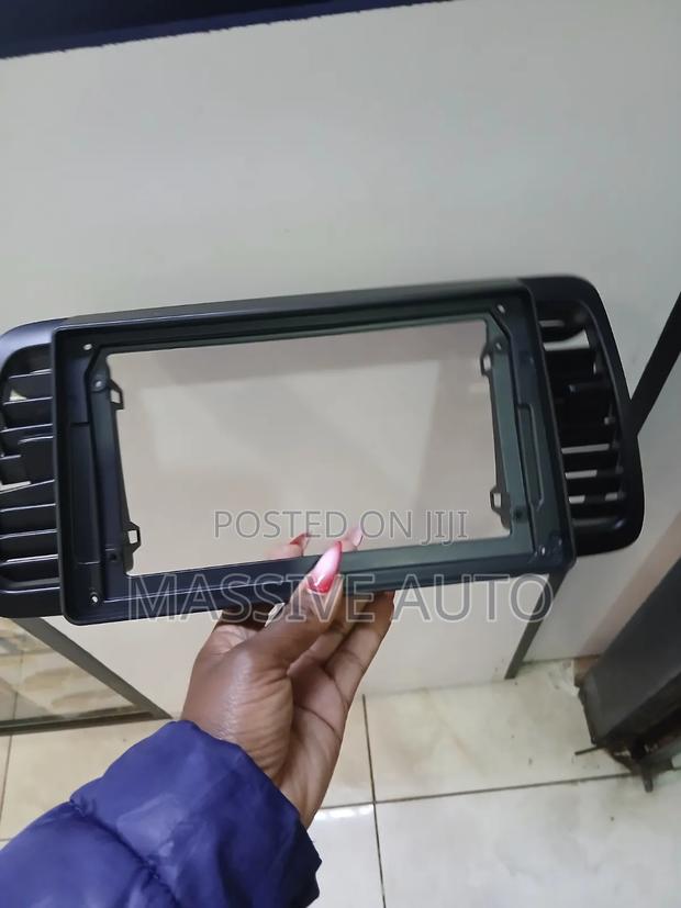 Bp5 Legacy 2004 Console Frame/Subaru Legacy Radio Console