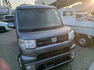 Daihatsu Wake 2020 Gray