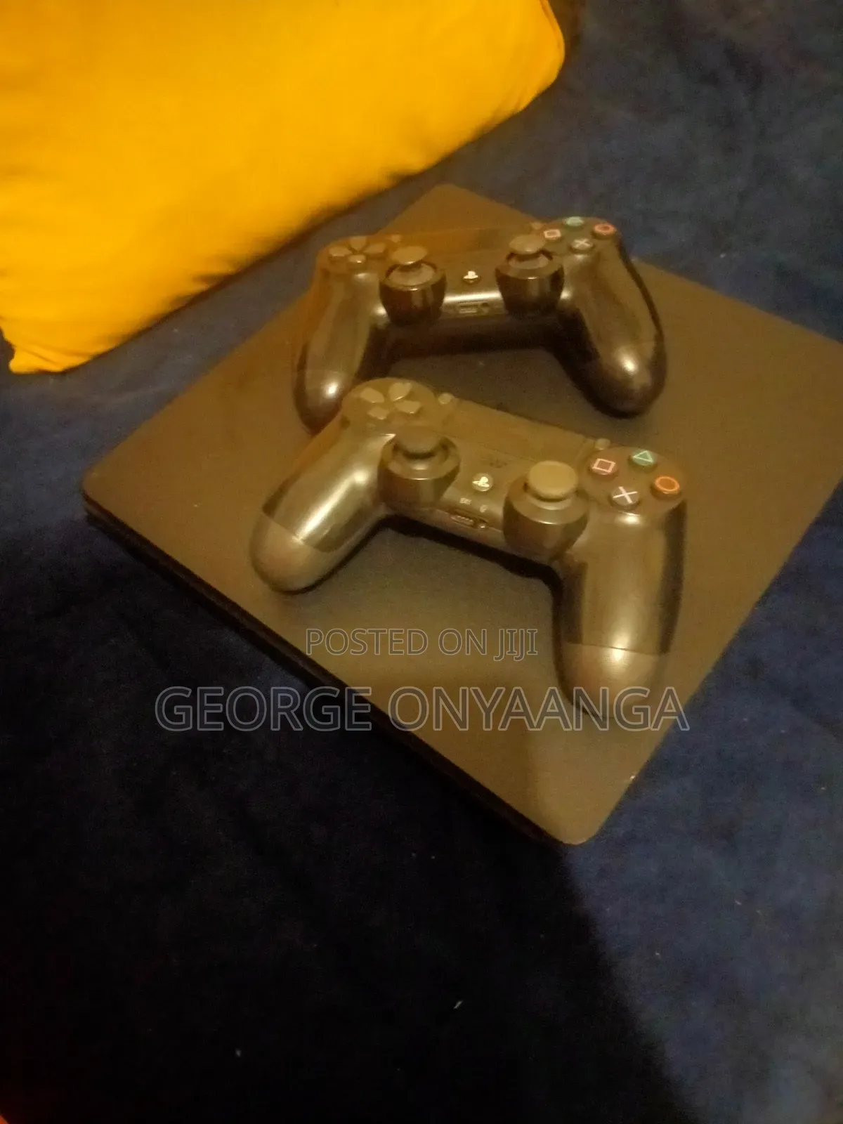 Ps 4 Console and Pads