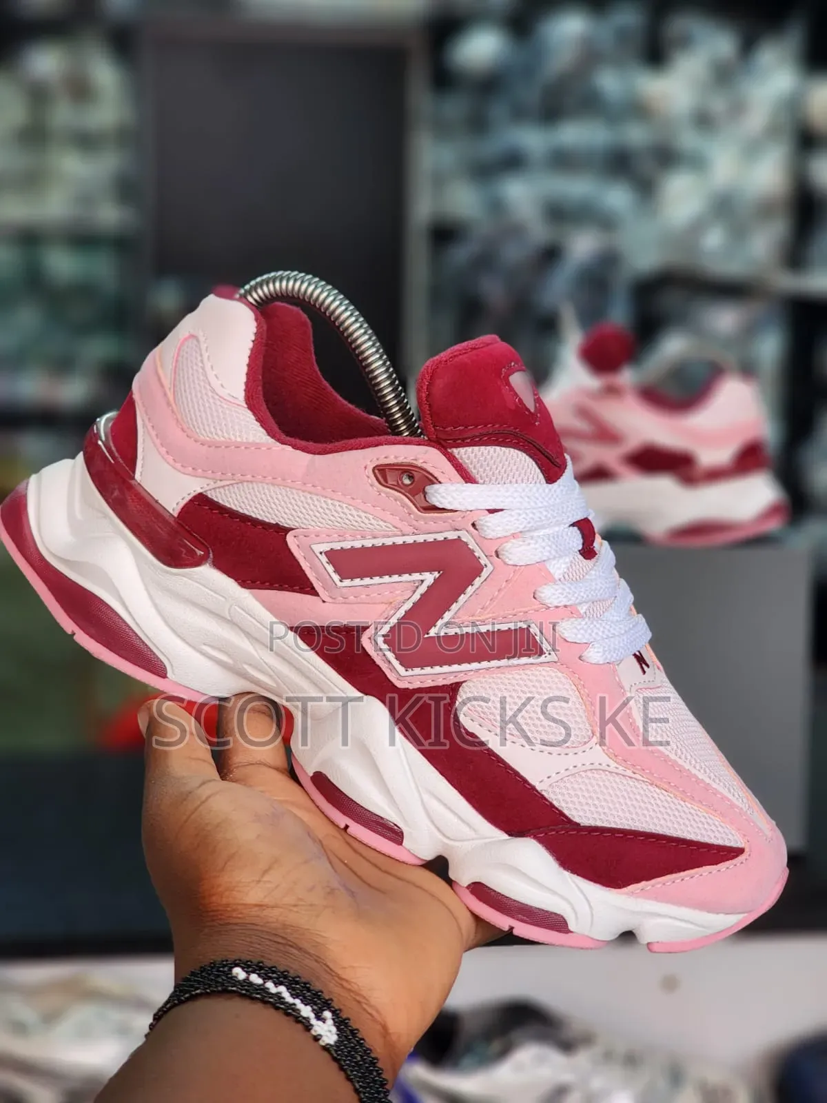 New Balance 9060 “Fuchsia Pink”
