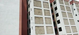 1bdrm Apartment in Gateway Mall Area for sale