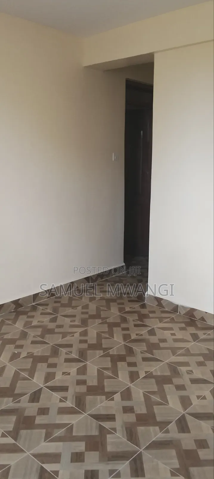 1bdrm Apartment in Gateway Mall Area for sale