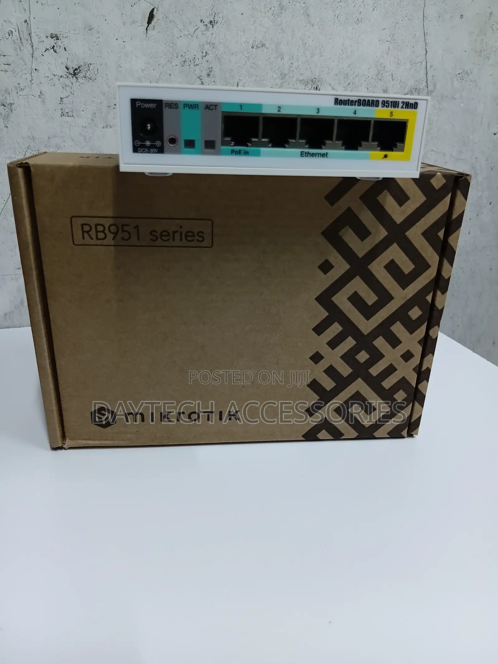 This Is A Mikrotik Rb951 Series Wireless Soho Access Point Router.