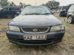 Nissan FB15 2000 Gray