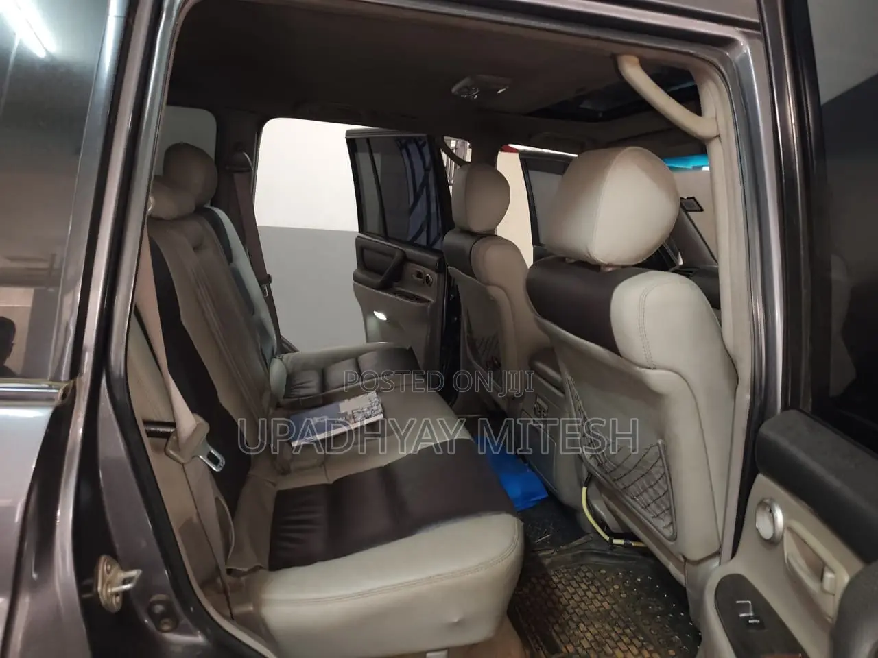 Toyota Land Cruiser 2003 Gray
