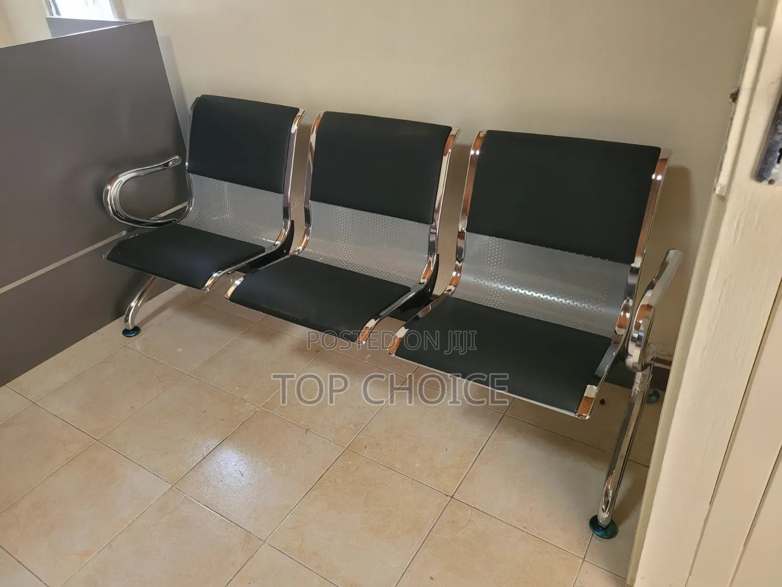 Reception Waiting Chairs : Black Link Chair 3 - Seater