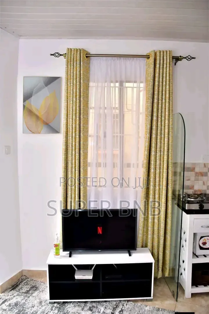 Cozy Studio Airbnb Located in Imara Daima Estate on Mombasa Road.