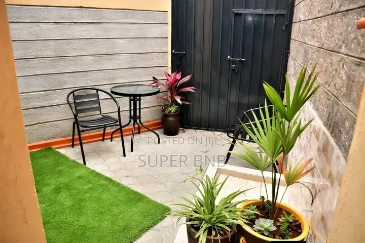 Studio Airbnb Imara Daima
 Behind Imara Mall Close to SGR and Jkia