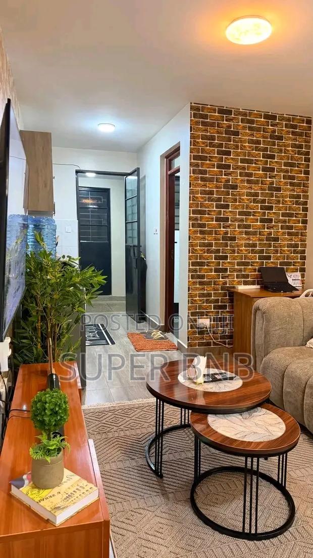 Ruaka
 Airbnb Studio Next to Quickmart, Banana Road