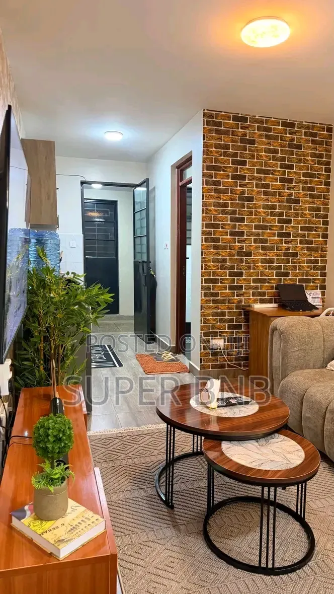 Ruaka
 Airbnb Studio Next to Quickmart, Banana Road