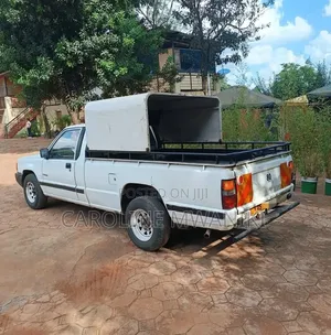 Mitsubishi L200 2001 White