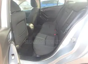 Mazda Axela 2019 Silver