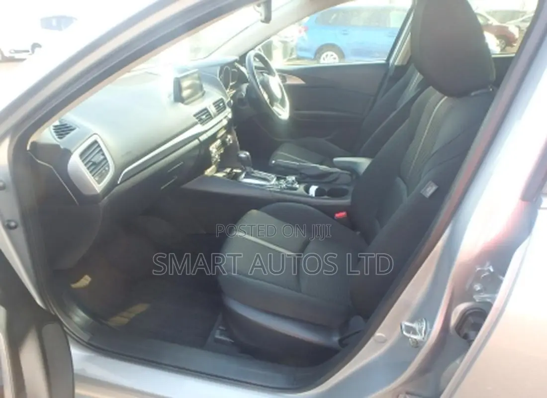 Mazda Axela 2019 Silver