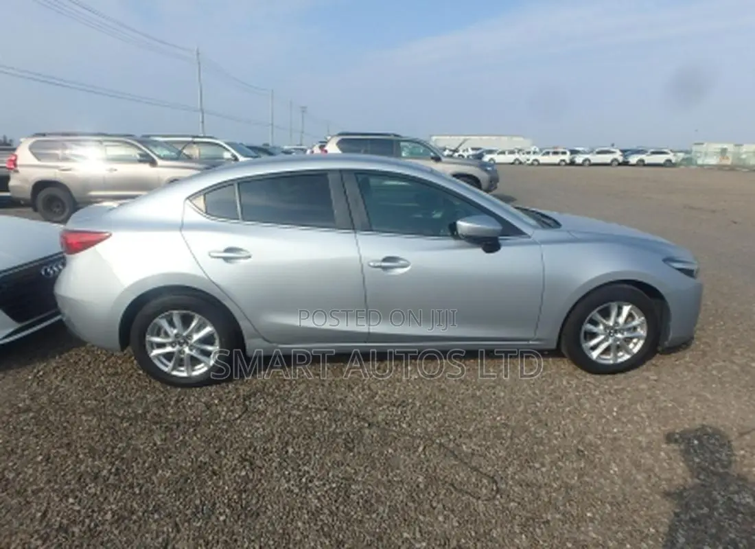 Mazda Axela 2019 Silver