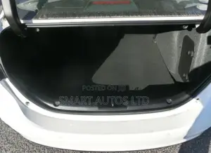 Mazda Axela 2019 Pearl