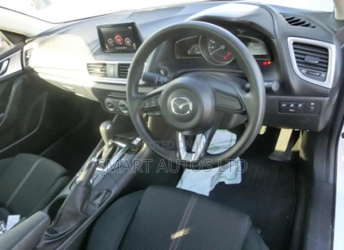 Mazda Axela 2019 Pearl