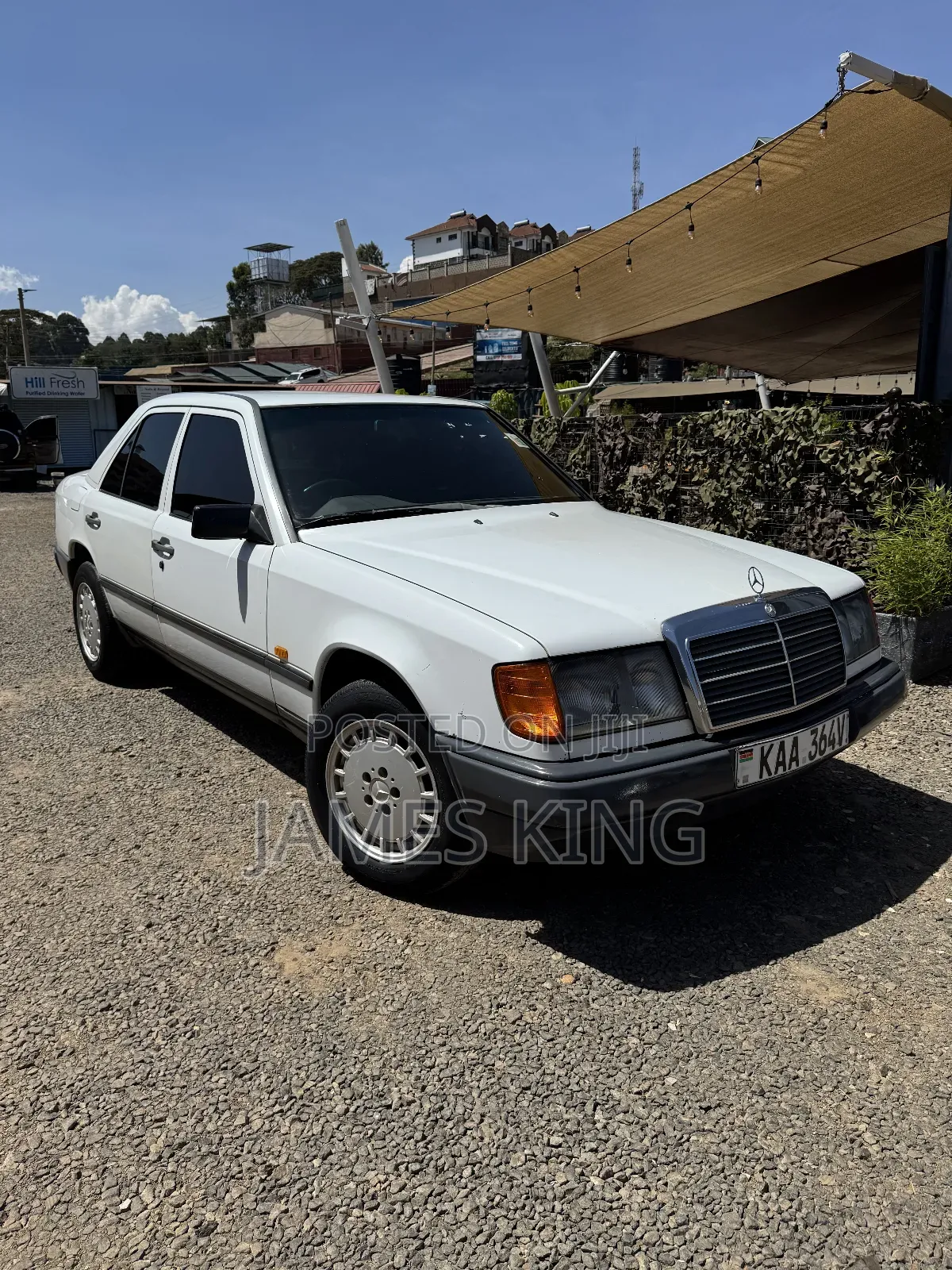 Mercedes-Benz E200 1988 White