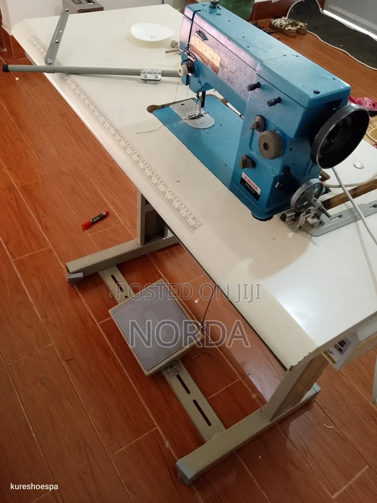 Complete Singer 20u33 Industrial Sewing Machine