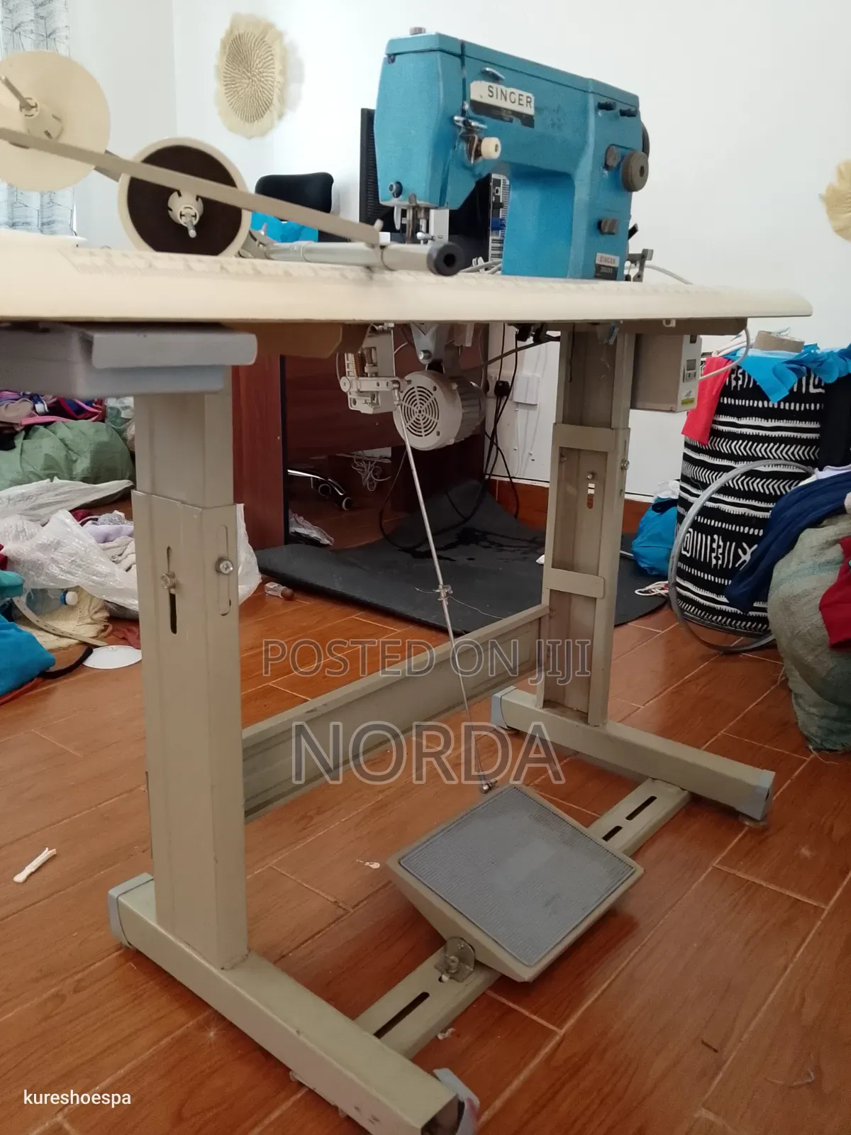 Complete Singer 20u33 Industrial Sewing Machine