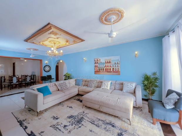 Furnished 3bdrm Apartment in Furaha Apartments, Nyali Mkomani for rent