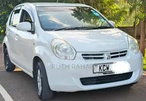 Toyota Passo 2012 Off white
