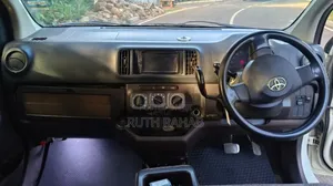 Toyota Passo 2012 Off white