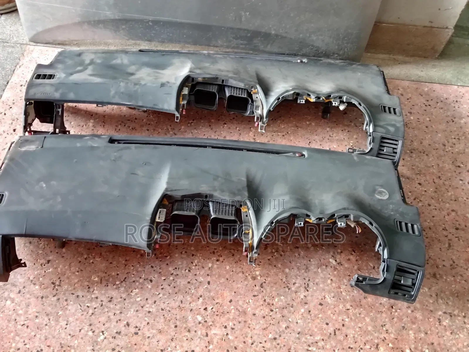 Dashboard Axio/ Fielder 141