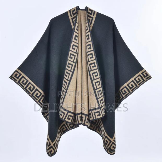 Women's Hooded Wrap Shawl/Poncho_re