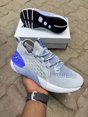 Under Armour Phantom Hovr 3